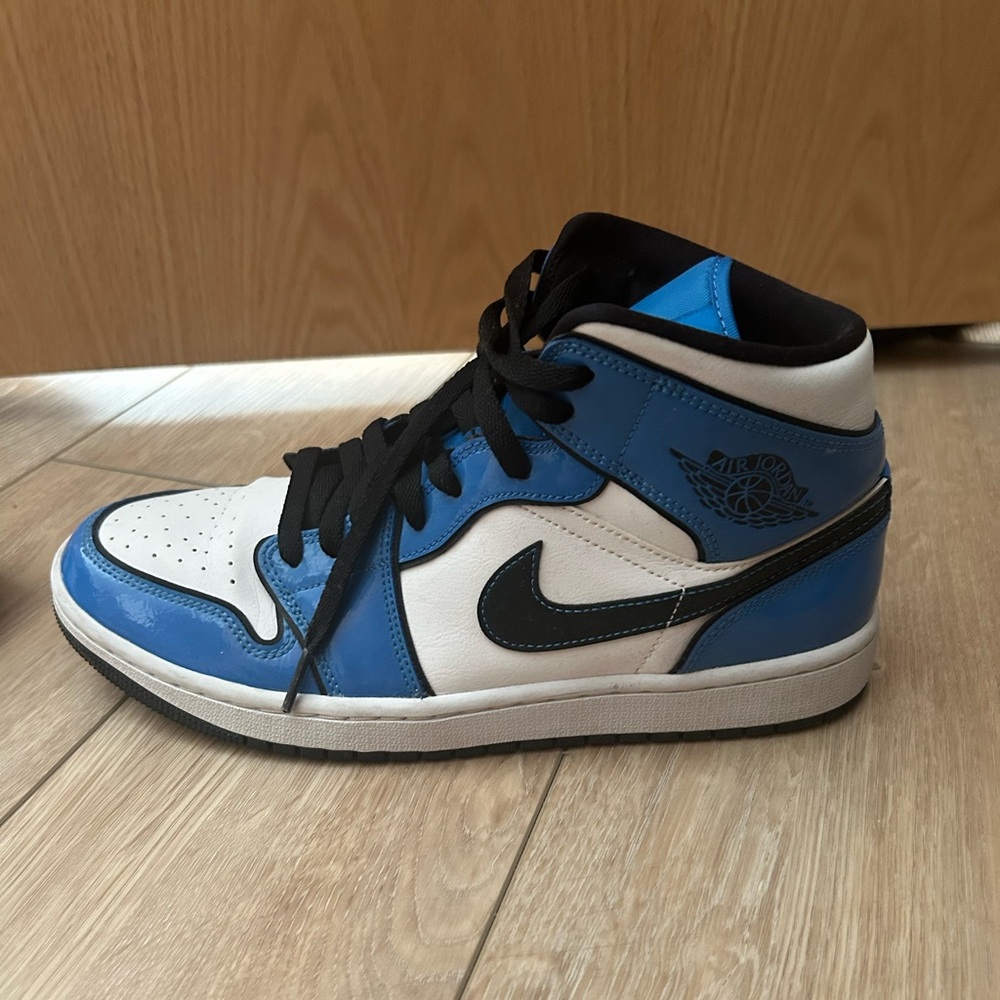 Jordan 1's Men's 9